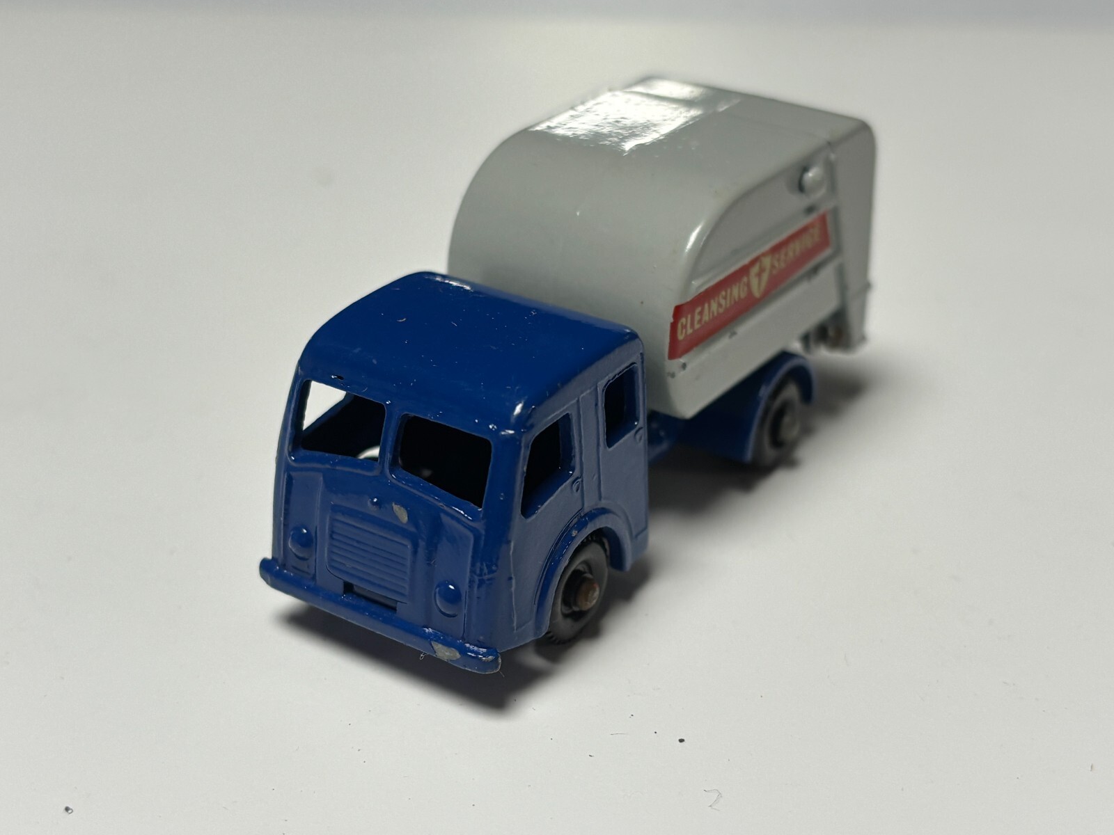 Picture 3 of 10