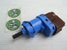 LAND ROVER DISCOVERY 4 BRAKE LIGHT SWITCH - OEM SWITCH - XKB500110