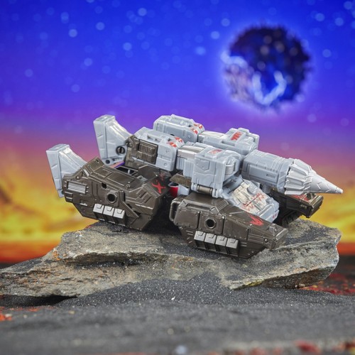 Transformers Legacy United Fractured Friendship Megatron Orion Pax SDCC 240901 - Picture 6 of 20