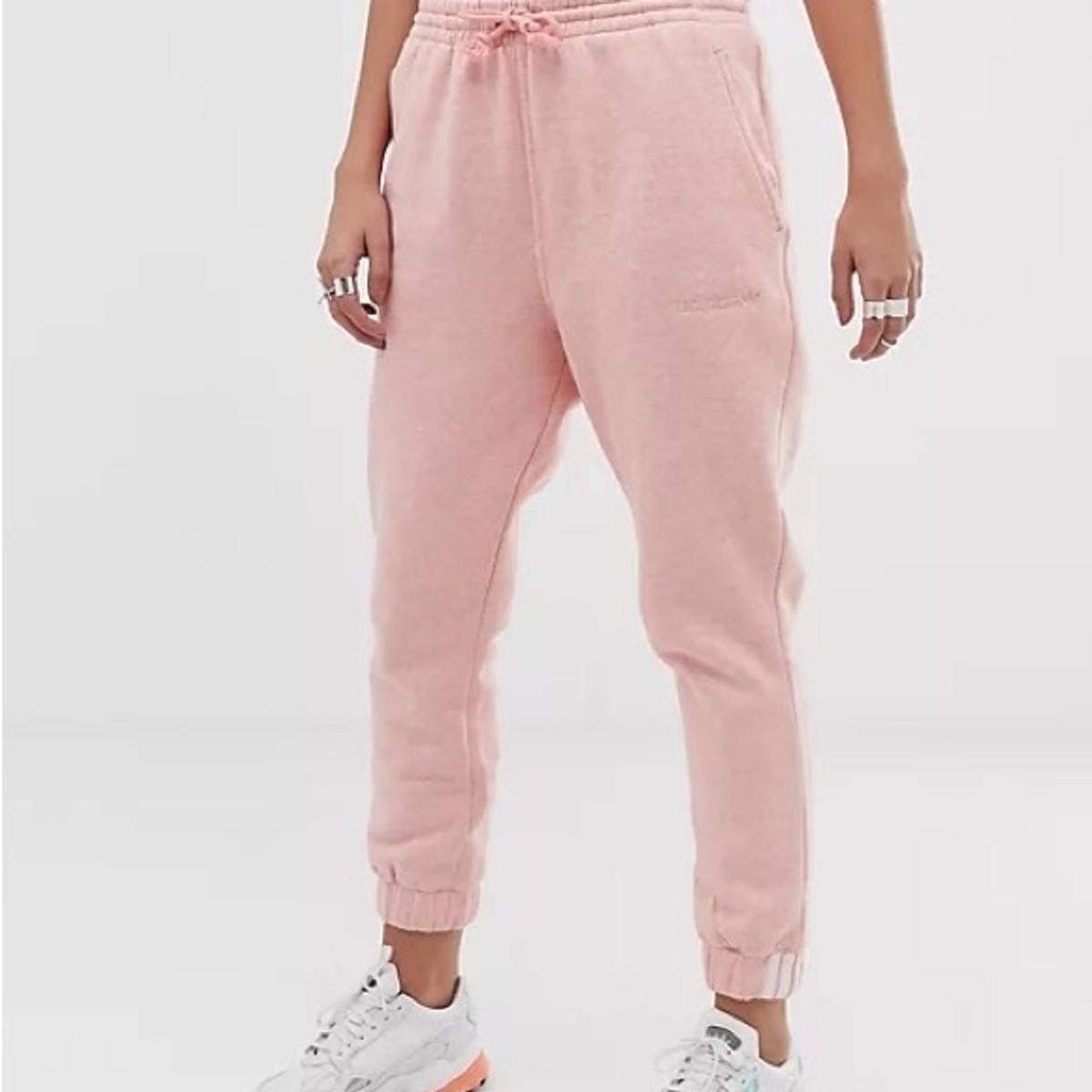 captain marvel sneaker