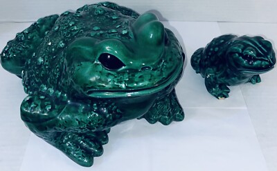 Vintage Arnel's Large & Small Glazed Ceramic Frog Toad Figurines