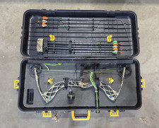 Diamond Carbon Cure RH Camo Compound Bow w/ Hard Case