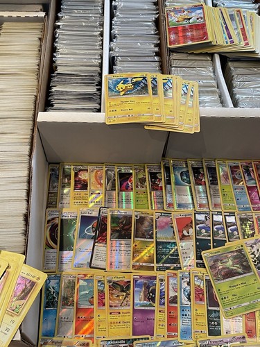 100 Pokemon Cards Bundle V -VMAX -VSTAR HOLO PIKACHU - TCG Collection Joblot - Picture 7 of 11