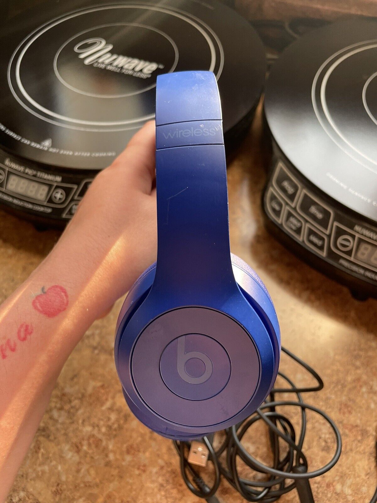 tør selv Bær Beats by Dr.Dre – Beats Solo3 Wireless Headphones – Blue (Break Blue) – ASA  College: Florida