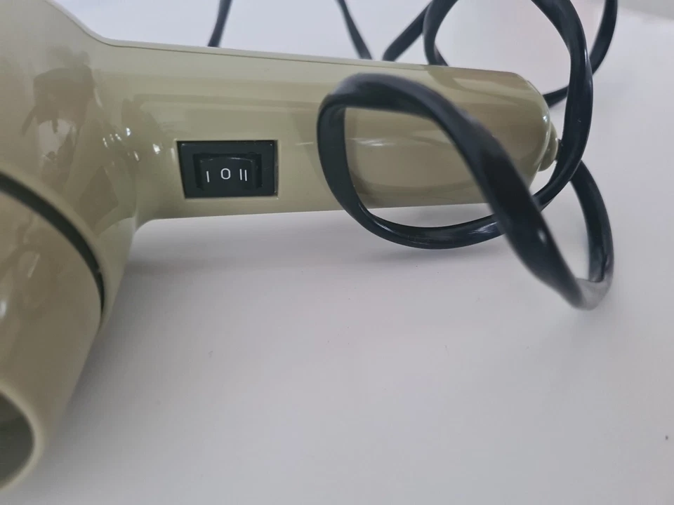 Ancien Seche Cheveux Moulinex 900 - Photo 4/4