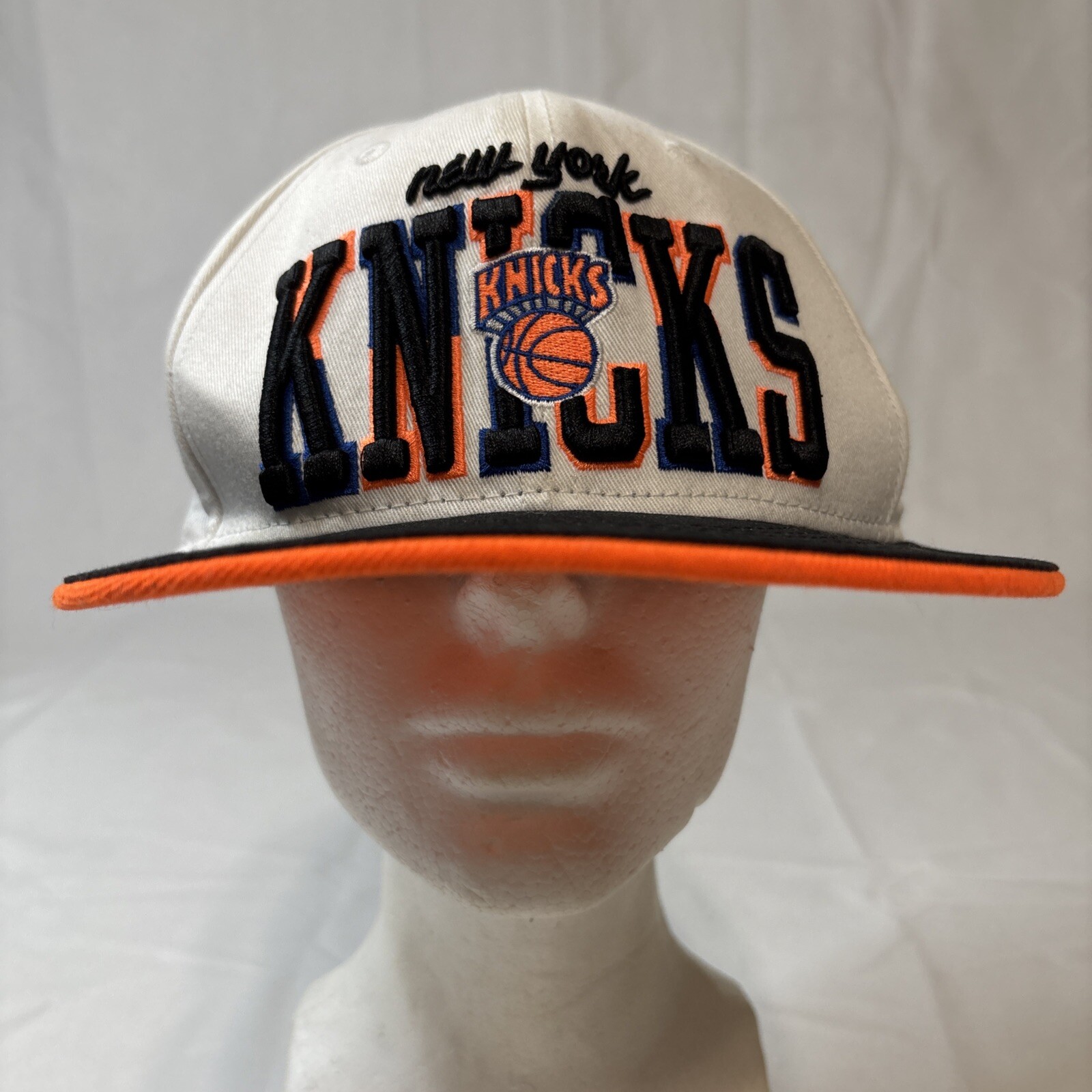 New York Knicks Hat Cap Snapback White Orange New Era 9Fifty Hardwood Classic
