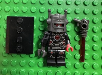Lego Evil Robot col113 Series 8 Mini Figure with weapons | eBay