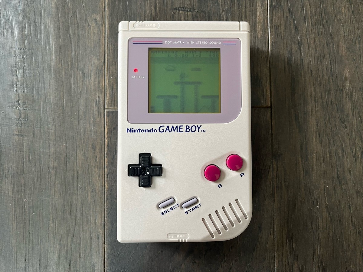 Nintendo Game boy Original DMG W/ New Shell & Glass Lens & Good