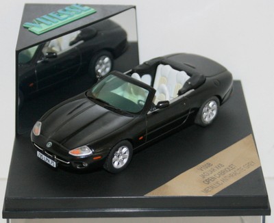 VITESSE 1/43 V100B JAGUAR XK8 OPEN CABRIOLET MET. GRAU