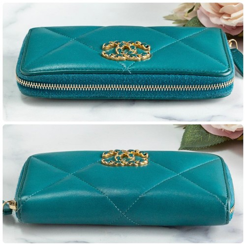 Chanel 19 Lambskin Matelasse Round Zip Green Wallet Number 30 - Picture 4 of 10