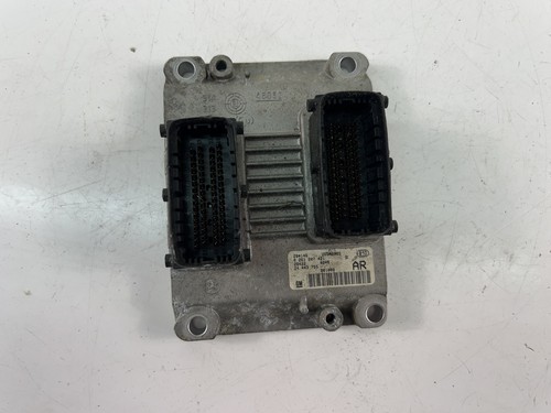OPEL CORSA C F08, F68 Motorsteuergerät ECU 0261207421 27399882