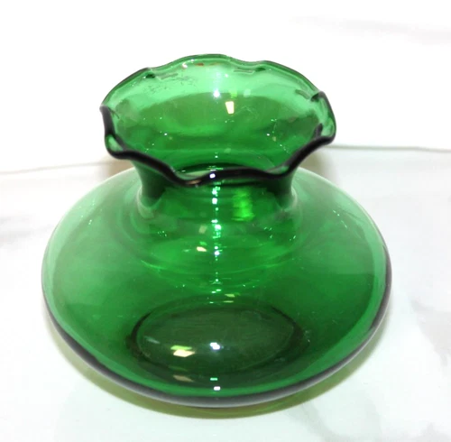 Vintage Anchor Hocking Forest Green ruffled edge vase 3.5" tall