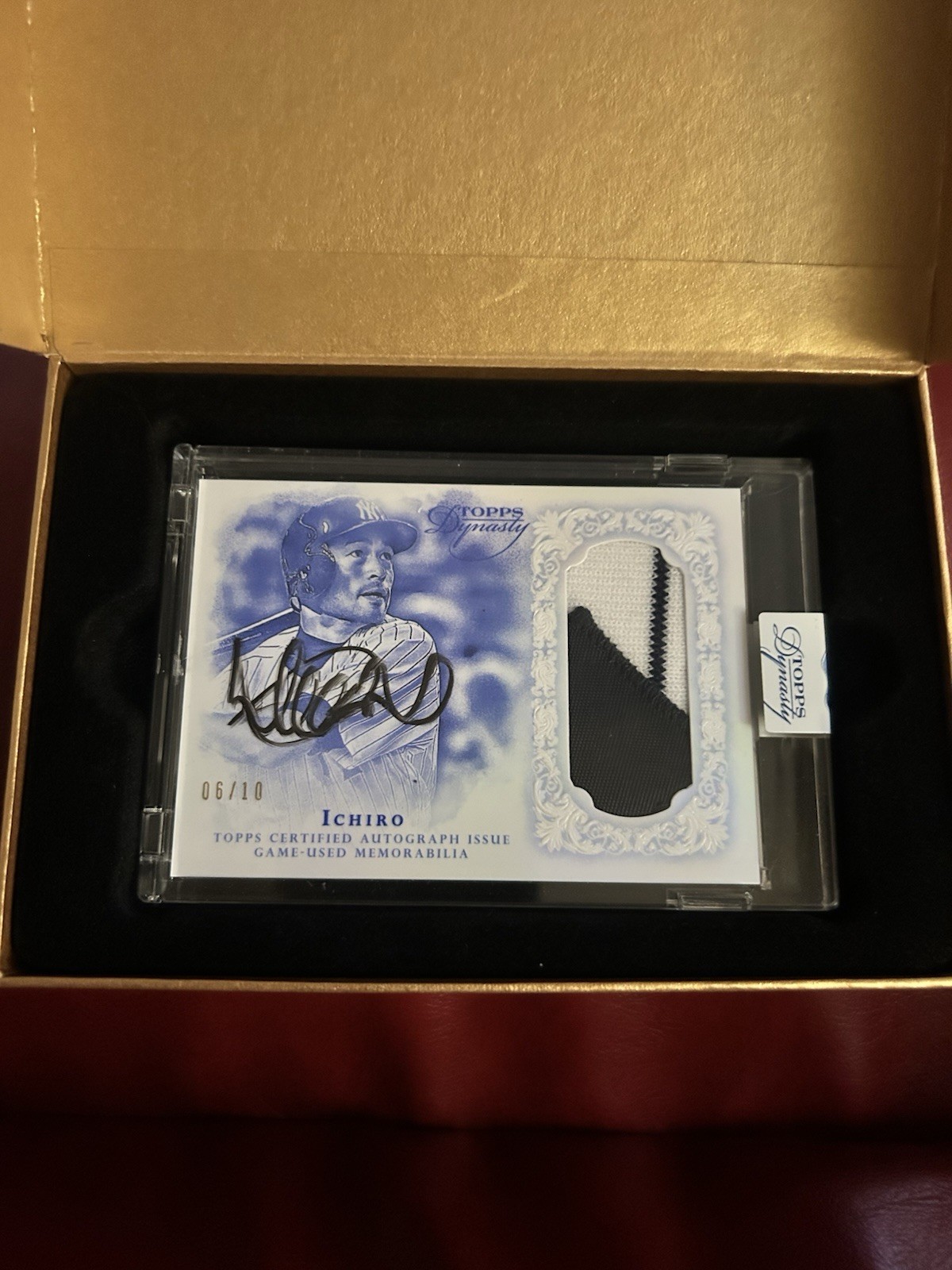 2015 Topps Dynasty - Autographed Patches Ichiro Suzuki #API2 AU, MEM) 6/10
