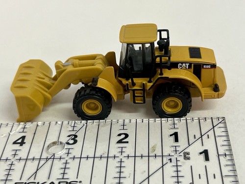 NORSCOT, 1:87 / HO scale. CATERPILLAR - CAT 950G, Wheel Loader - Picture 11 of 15