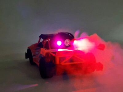 Fernbedienung Auto High Speed RC Autos Rennen RAUCHEN LED Lichter Kinder Spielzeug LKW