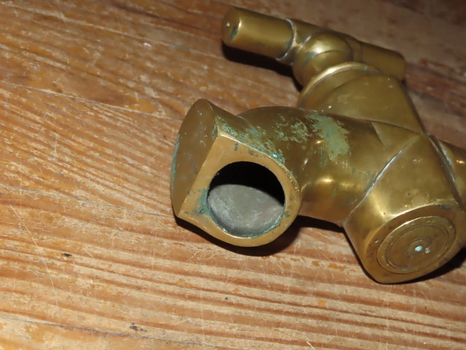 Robinet ancien en Bronze Thevenin 5 - Photo 2/4