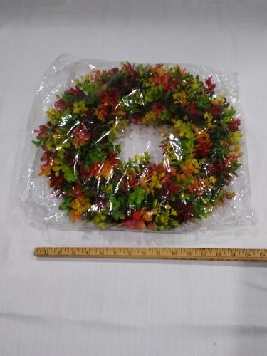 Duolala Wreaths for Front Door 16" Artificial Flowers Green Autumn Colors NEW - Picture 2 of 5