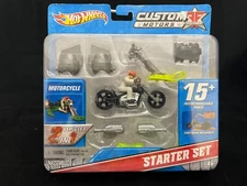 NEW Hot Wheels Custom Motors: Motorcycle Starter Set (15+ parts)