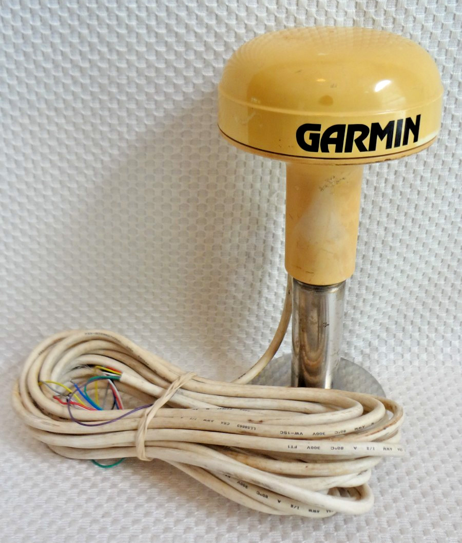 Garmin GPS17N NMEA 0183 Marine GPS Sensor Antenna w/ Mount - GPS-17N