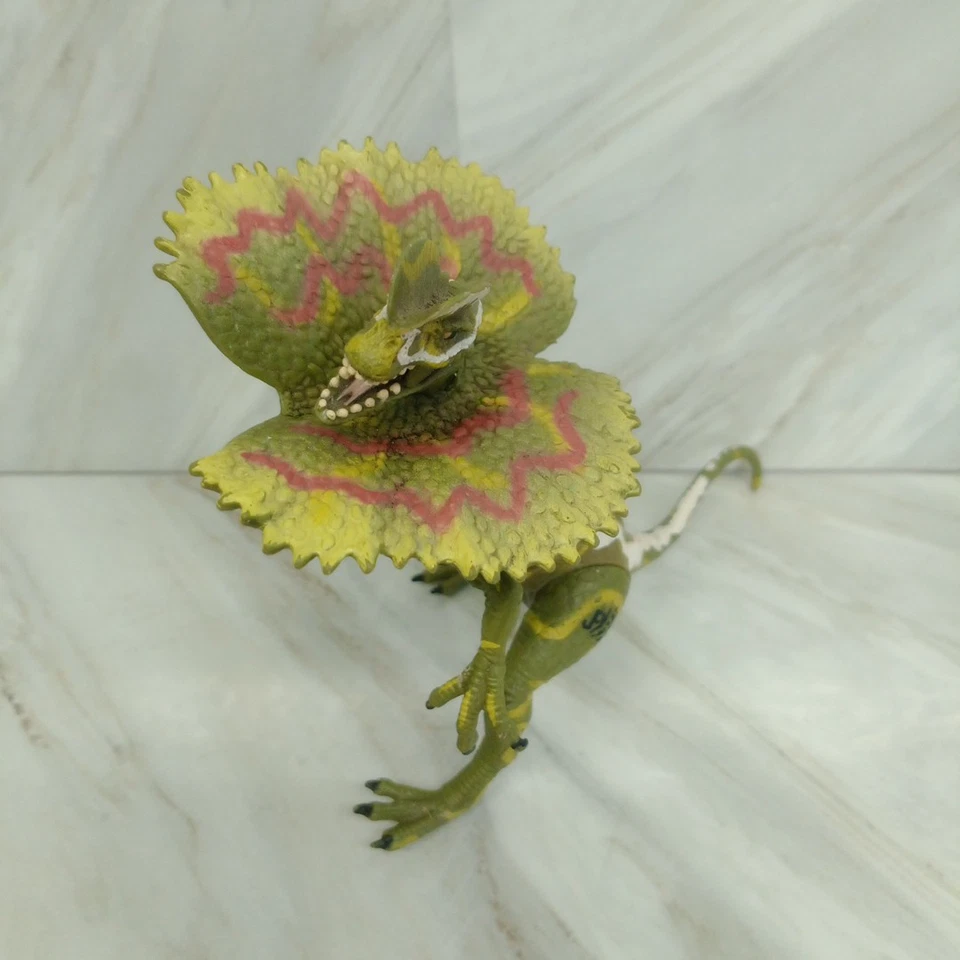 Action Figure Dilophosaurus Jurassic Park Universal Amblin (Hasbro 2000) - Immagine 4 di 4