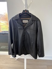 M. Julian Wilson's Men 3/4 length Black XL Leather Jacket- nice/worn a few times
