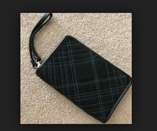 Thirty one 31 Timeless Wallet Pick Me Plaid Wristlet Strap Black Quilted Flaw