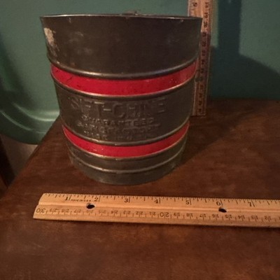 Foley Vintage Sift-Chine Triple Screen Metal Flour Sifter Red Bands Works Usa