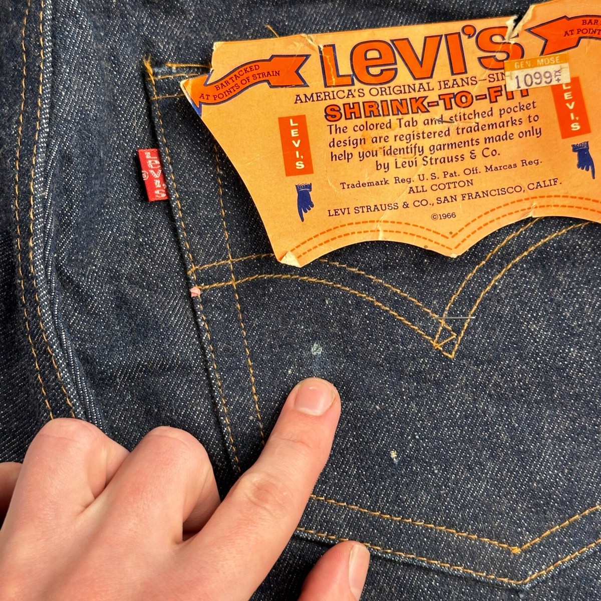Levis 501 VTG 70s SS Deadstock Redline Selvedge Jeans XX 1966