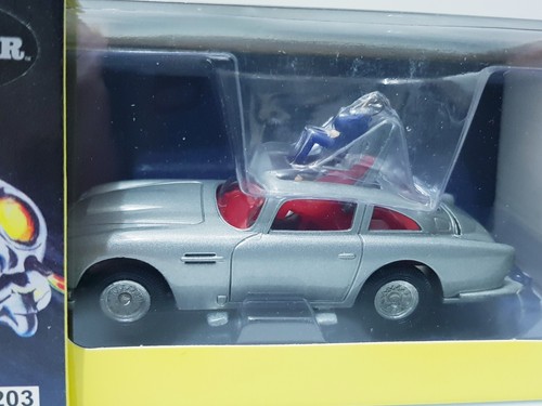 Corgi James Bond Goldfinger 50th Aston Martin Db5 Gold / Silver Car Models Ltd - Picture 6 of 10