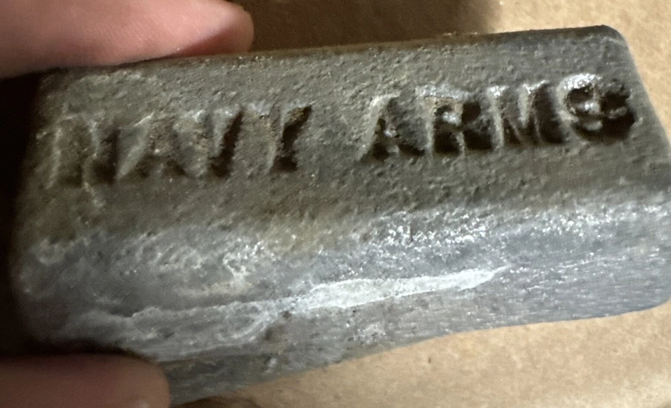 Barras de lingote de plomo vintage "NAVY ARMS" 1 lb - Pisapapeles Plomo Disparo Pesas Sinkers Foto 2 de 3