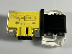 Hoover WDYN 9646PG-30S Waschtrockner Türverriegelung Türschloss  DM053 #1818-10