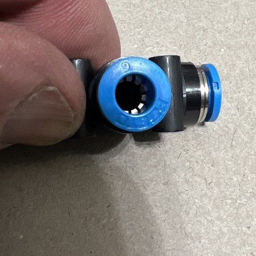 FESTO QST-6 Push-In T-Connector 153129, (1 Pc) New Open Box - Picture 3 of 3
