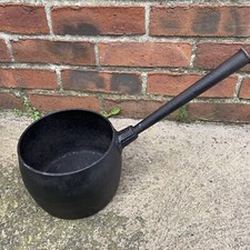 Antique IZONS & CO pan cast iron gypsy cooking pot 6 pint