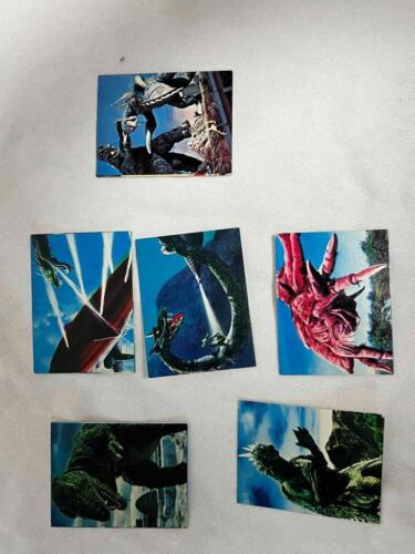 lot of 6 Vintage GODZILLA Yamakatsu trading cards - Picture 1 of 2