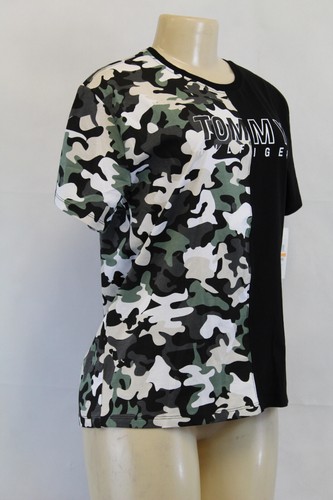 CAMISETA TOMMY HILFIGER S/S MUJER DEPORTIVA CAMUFLAJE BLOQUES DE COLORES NEGRA/MULTICOLOR TP2T0455 - Imagen 8 de 8