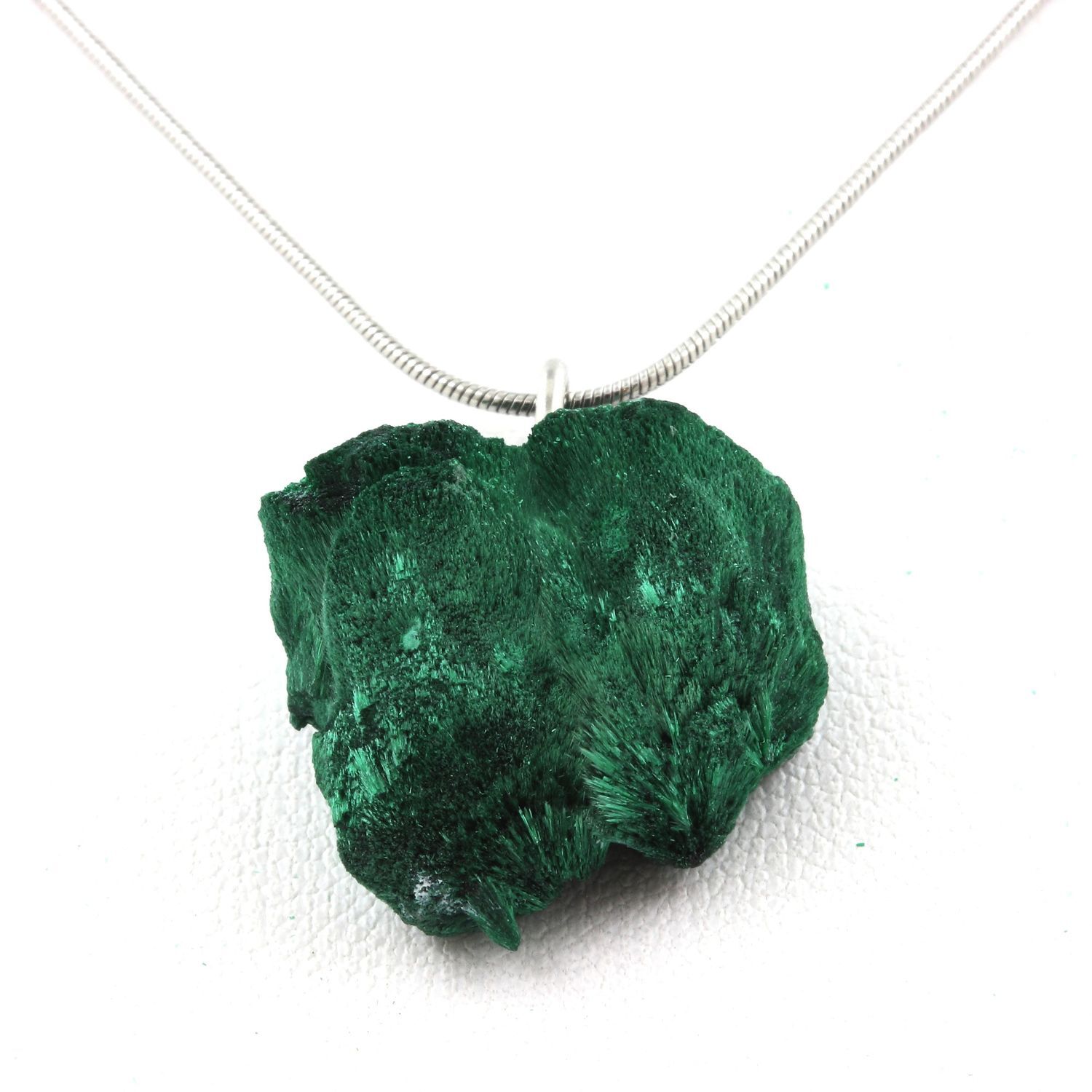 Collier Malachite brute Kipushi bijou émotionnel et pierre naturelle