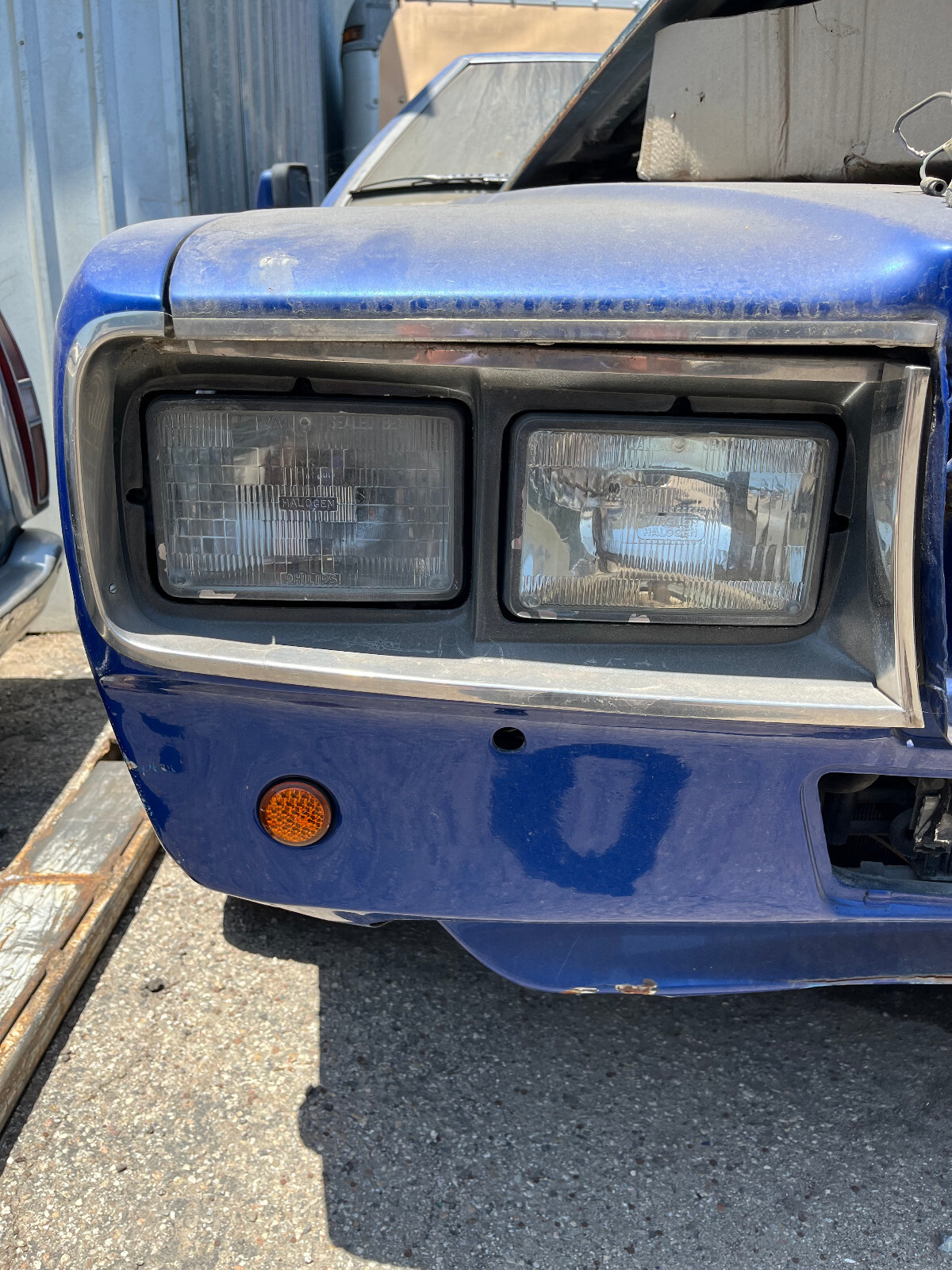 1984 MASERATI QUATTROPORTE Q4 LEFT HAND HEAD LIGHT ASSEMBLY - RARE
