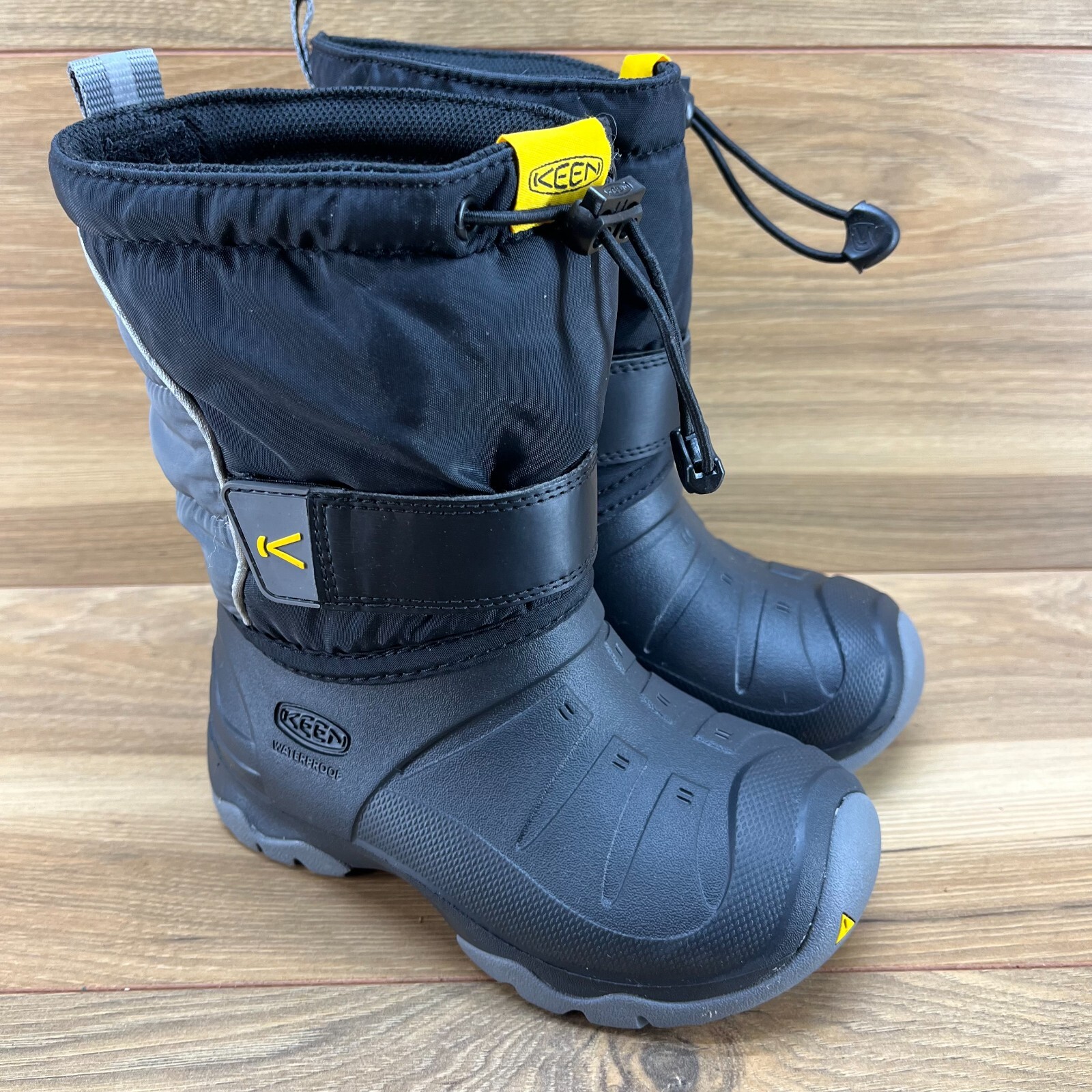 Stivali da neve Keen Little Toddler taglia 12 nero grigio impermeabili