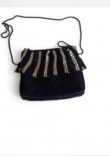 Vtg black and gold metal mesh evening bag with a crossbody chain strap
