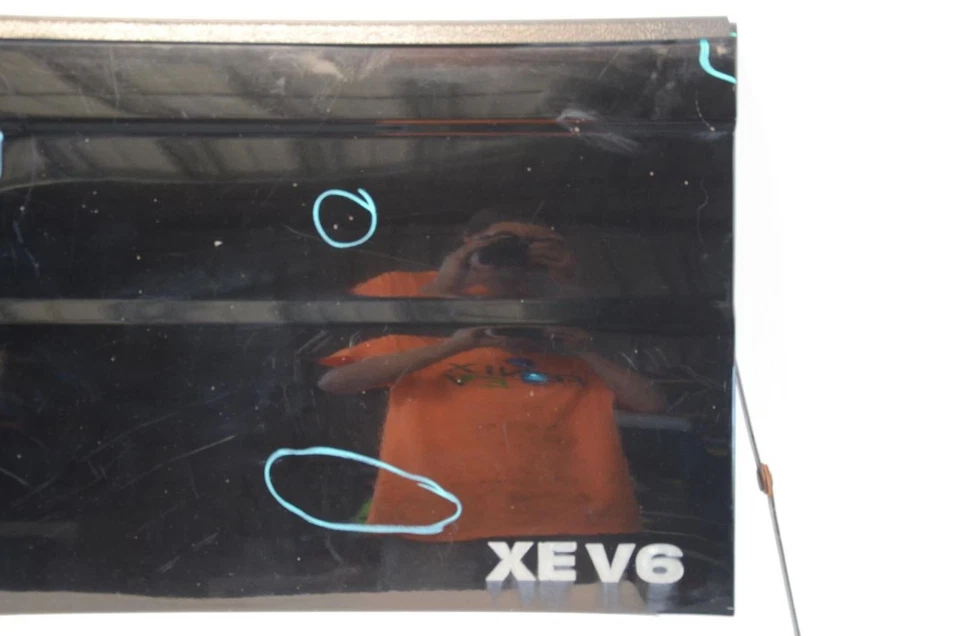 86-97 Nissan Pickup D21 6 Cylinder 4WD Black Rear Tailgate Assembly - Image 2 of 4