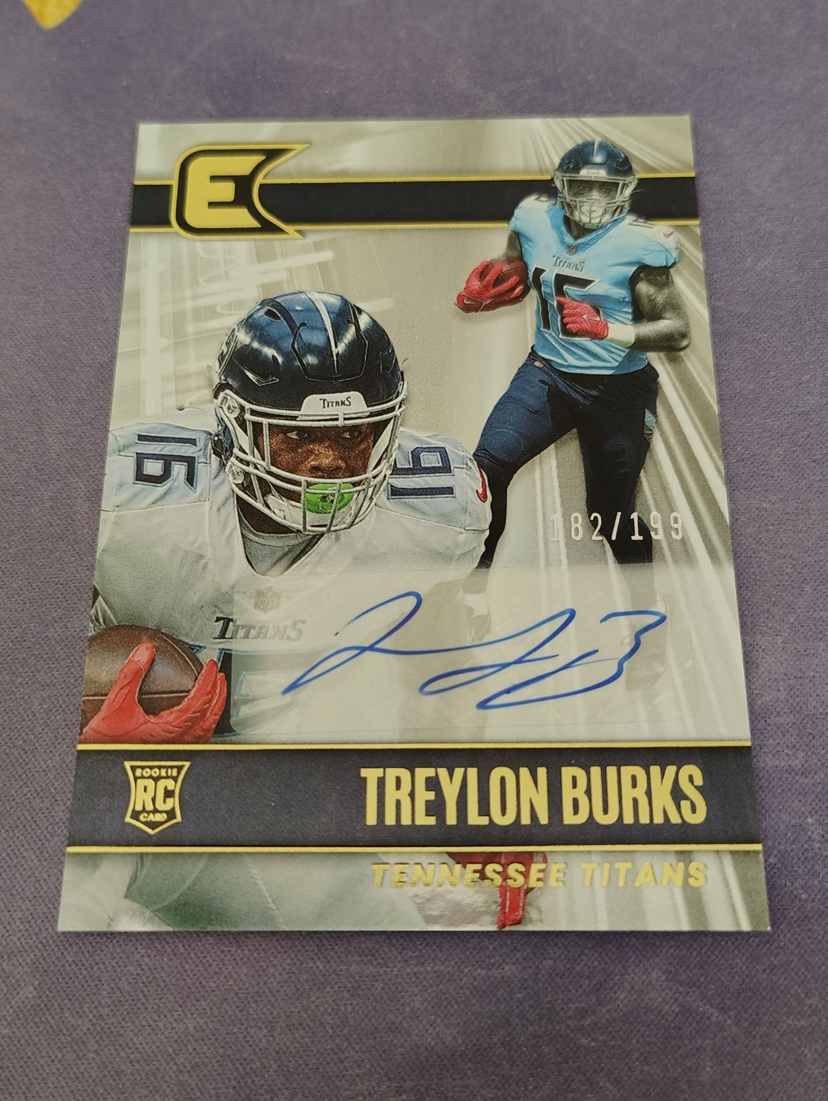 Treylon Burks 2022 Chronicles Essentials Elite Silver Auto /199 Titans RC