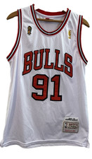 Mitchell  Ness Dennis Rodman Chicago Bulls 1996-97 Jersey NBA 50th Gold Logo S