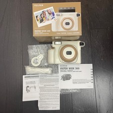 Fujifilm toffee Instax Wide 300 Instant Film Camera Close Up Lens and box HTF