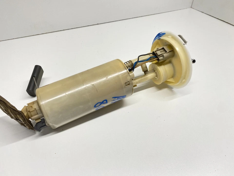 Conjunto de bomba de combustible Chrysler Sebring 2001-2002 OEM Foto 4 de 4