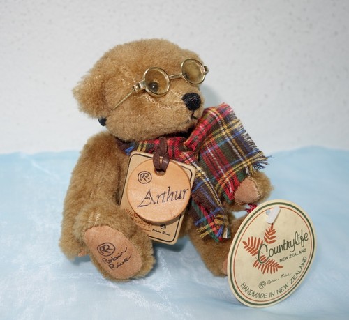 Bär Arthur, Country Life by Robin Rive 18 cm de altura ~ Hecho en Nueva Zelanda, límite - Imagen 9 de 9