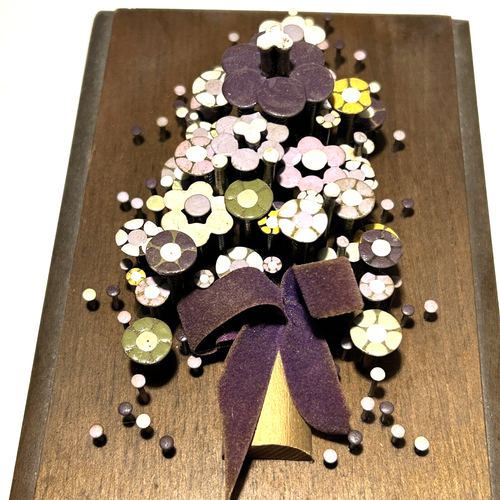 Florero vintage 1977 Pol-O-Craft arte en uñas Pauline A. Owens madera púrpura rosa - Imagen 8 de 10