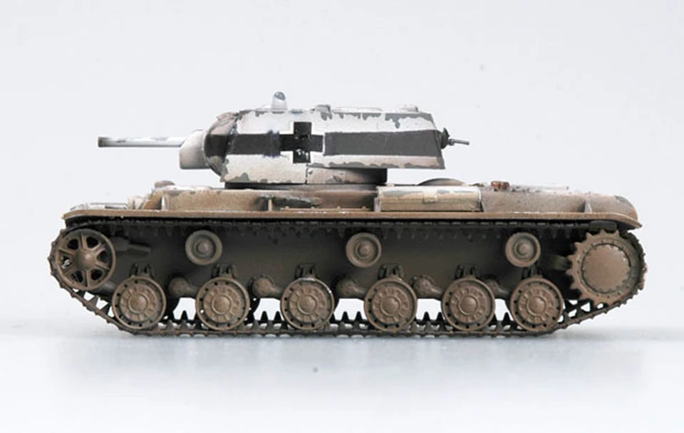 Easy Model 1/72 German Army KV-1 Heavy Tank 1941 Captured By German #36278 - Image 3 of 4
