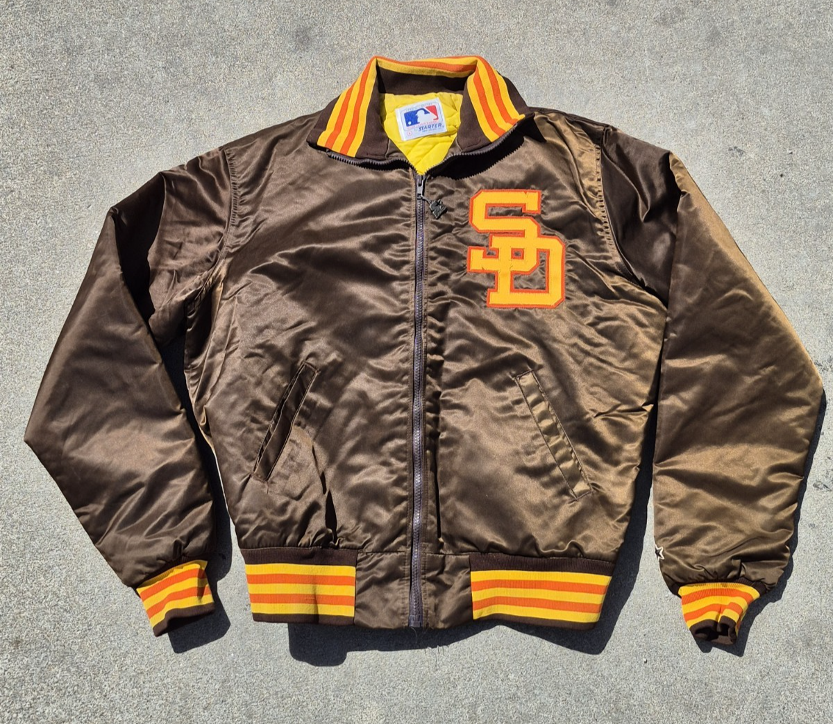 RARE Vintage San Diego Padres MLB Starter Jacket L Large Satin RARE Vintage San Diego Padres MLB Starter Jacket L Large Satin