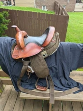 FABTRON LEATHER AND CORDURA SADDLE, 13",