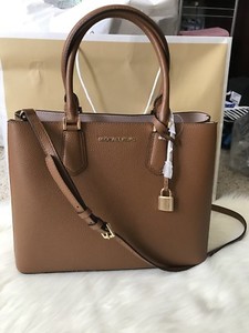 mk satchel handbag